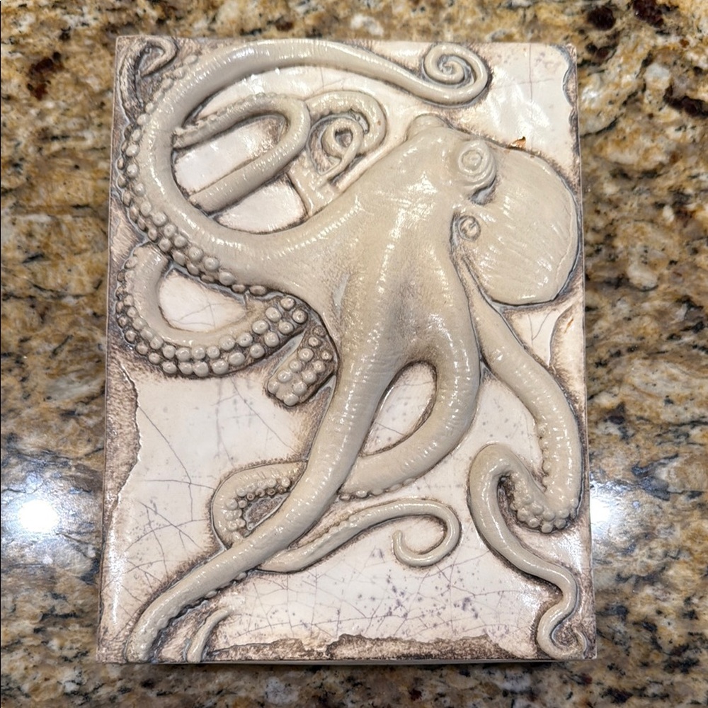 NEW AUTOGRAPHED SID DICKENS ARMS REACH